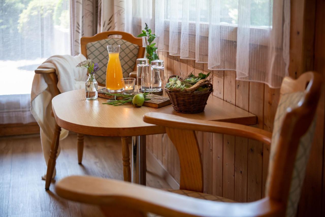 Salzano Basic Rooms Interlaken Unterseen Экстерьер фото